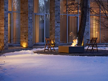 Base 40 - Commercial Space