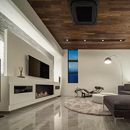 「高知の家」
リビングの夕景。イタリアンモダンの家具と間接照明。エコスマートファイアを楽しむ事ができます。
#house #home #l...