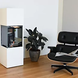 関東では春一番の風が吹き、少しずつ春を感じるこの頃ですが、やっぱりまだまだ肌寒さの残る2月中旬。
イームズがデザインした、ハーマンミラーの...