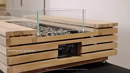 How to Assemble and Operate your Gas Fireplace? 16 Connecting the propane hose and regulator to the propanetank